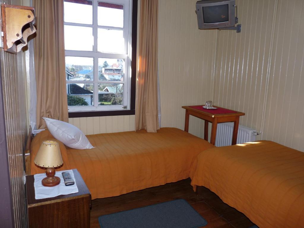 Hostal Opapa Juan Puerto Varas Room photo