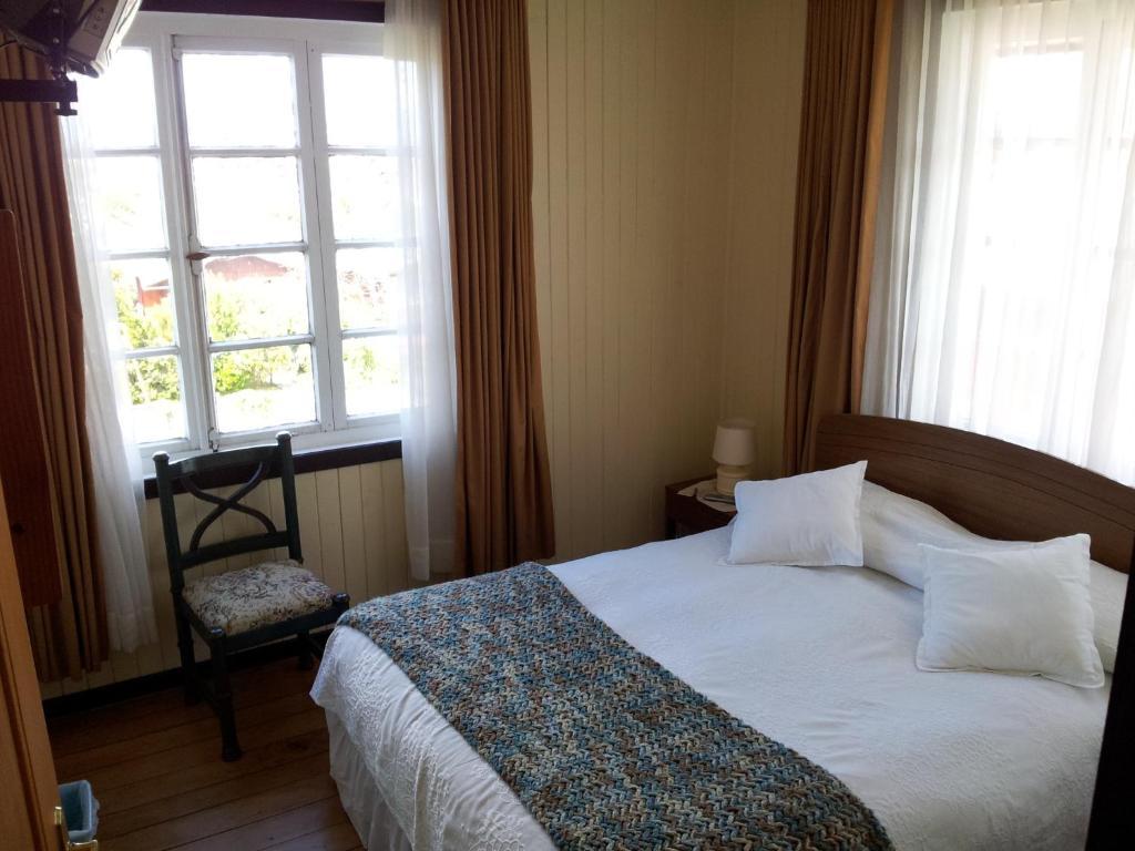 Hostal Opapa Juan Puerto Varas Room photo