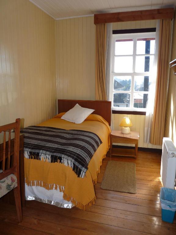 Hostal Opapa Juan Puerto Varas Room photo