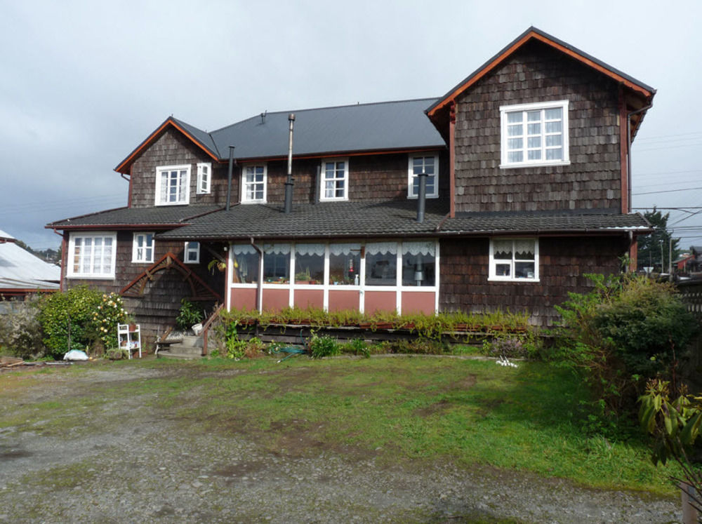 Hostal Opapa Juan Puerto Varas Exterior photo
