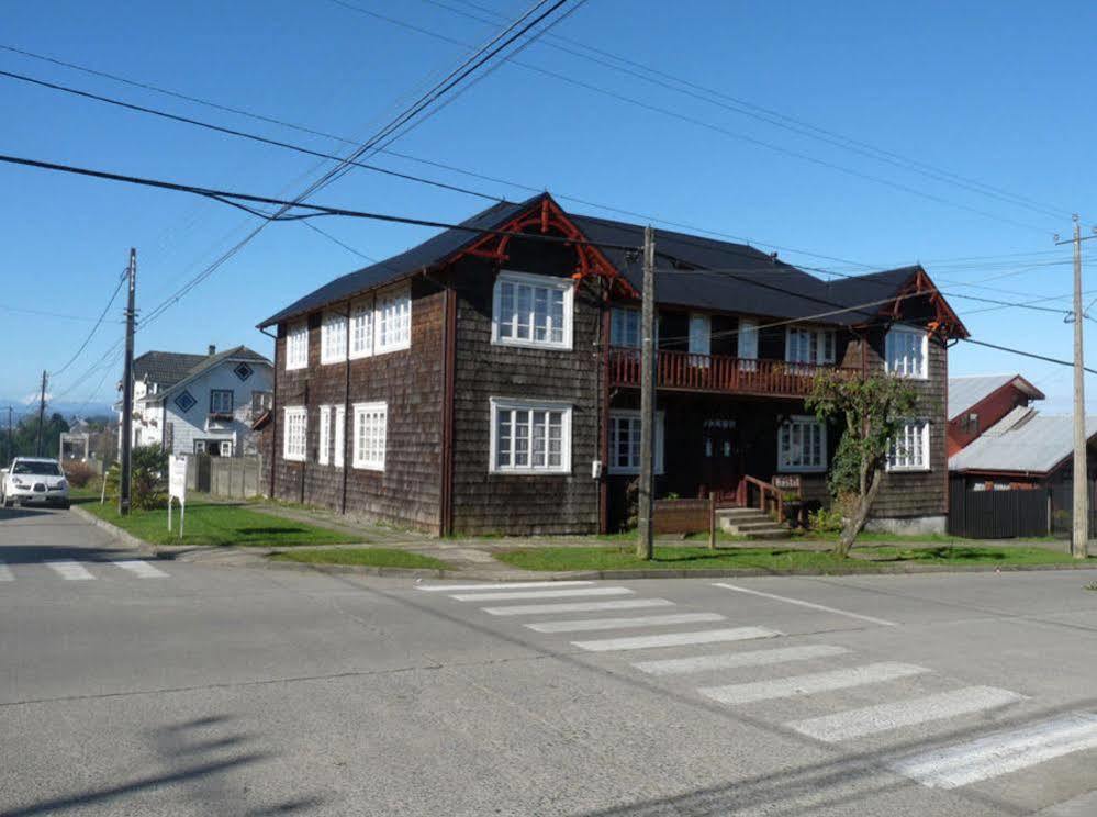 Hostal Opapa Juan Puerto Varas Exterior photo