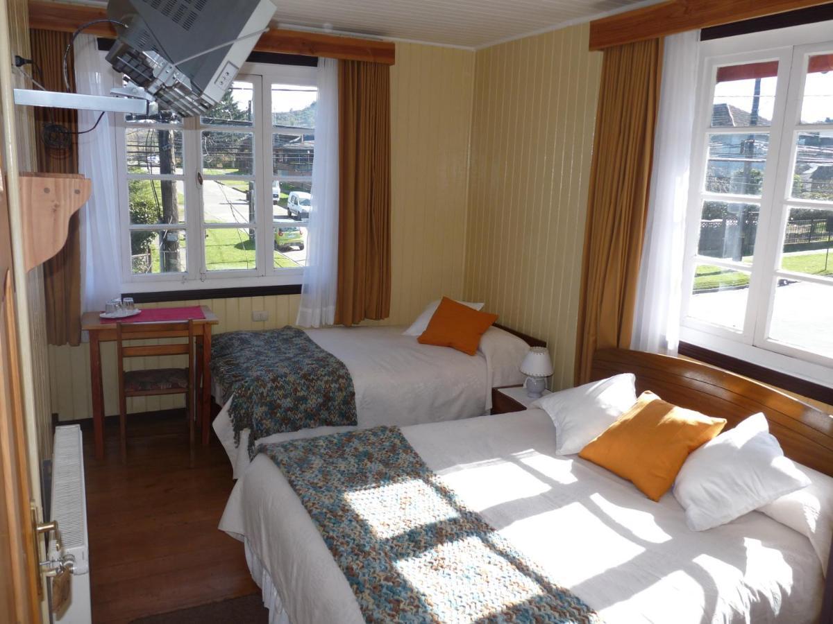 Hostal Opapa Juan Puerto Varas Room photo