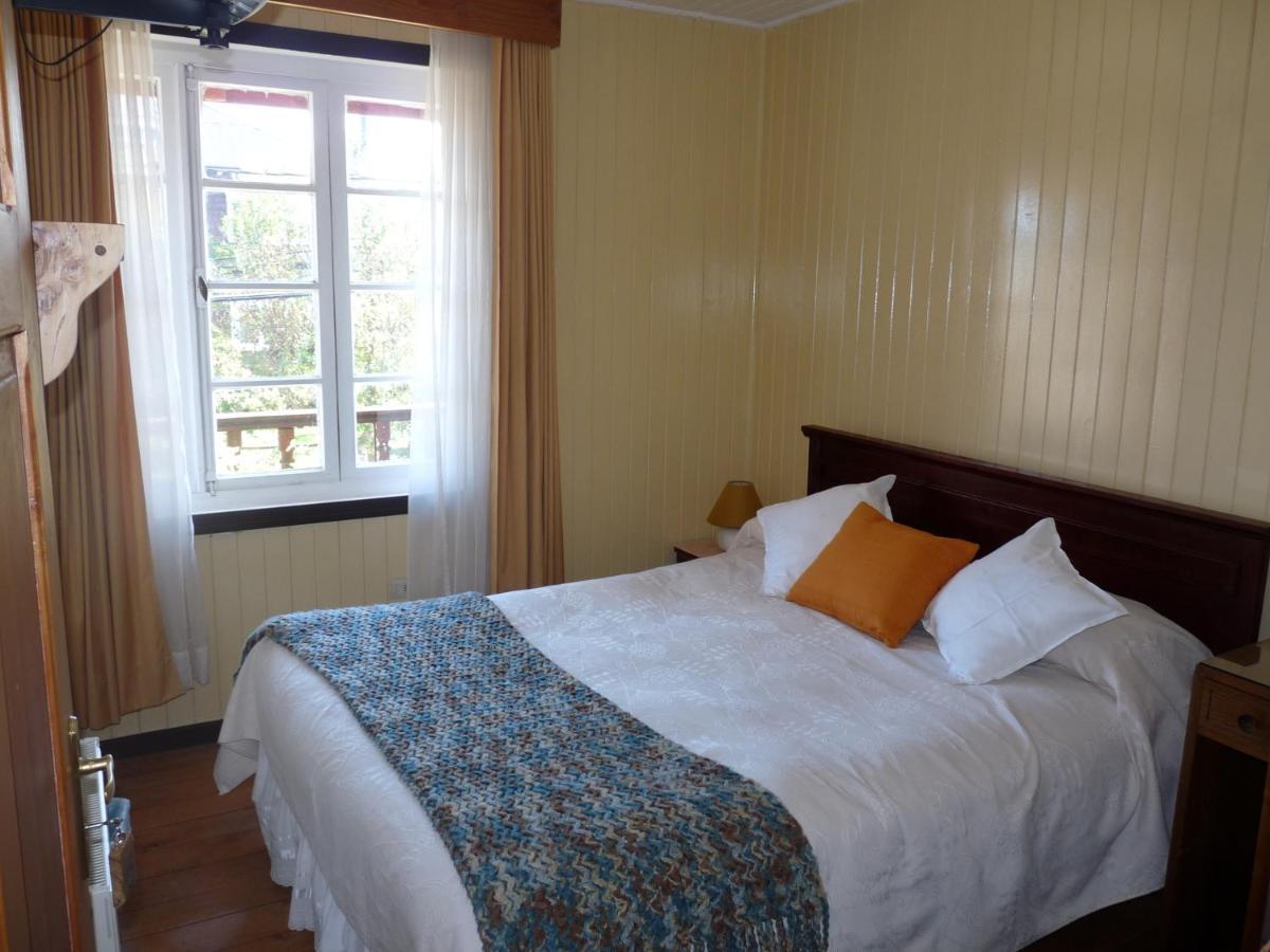 Hostal Opapa Juan Puerto Varas Room photo
