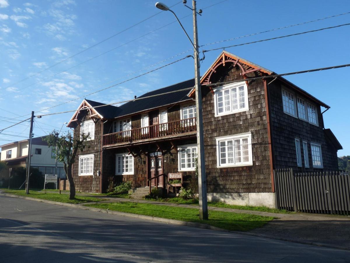 Hostal Opapa Juan Puerto Varas Exterior photo